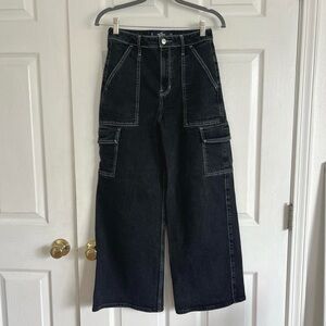 Hollister High Rise Wide-Leg Black Cargo Jeans with Vintage Stretch
